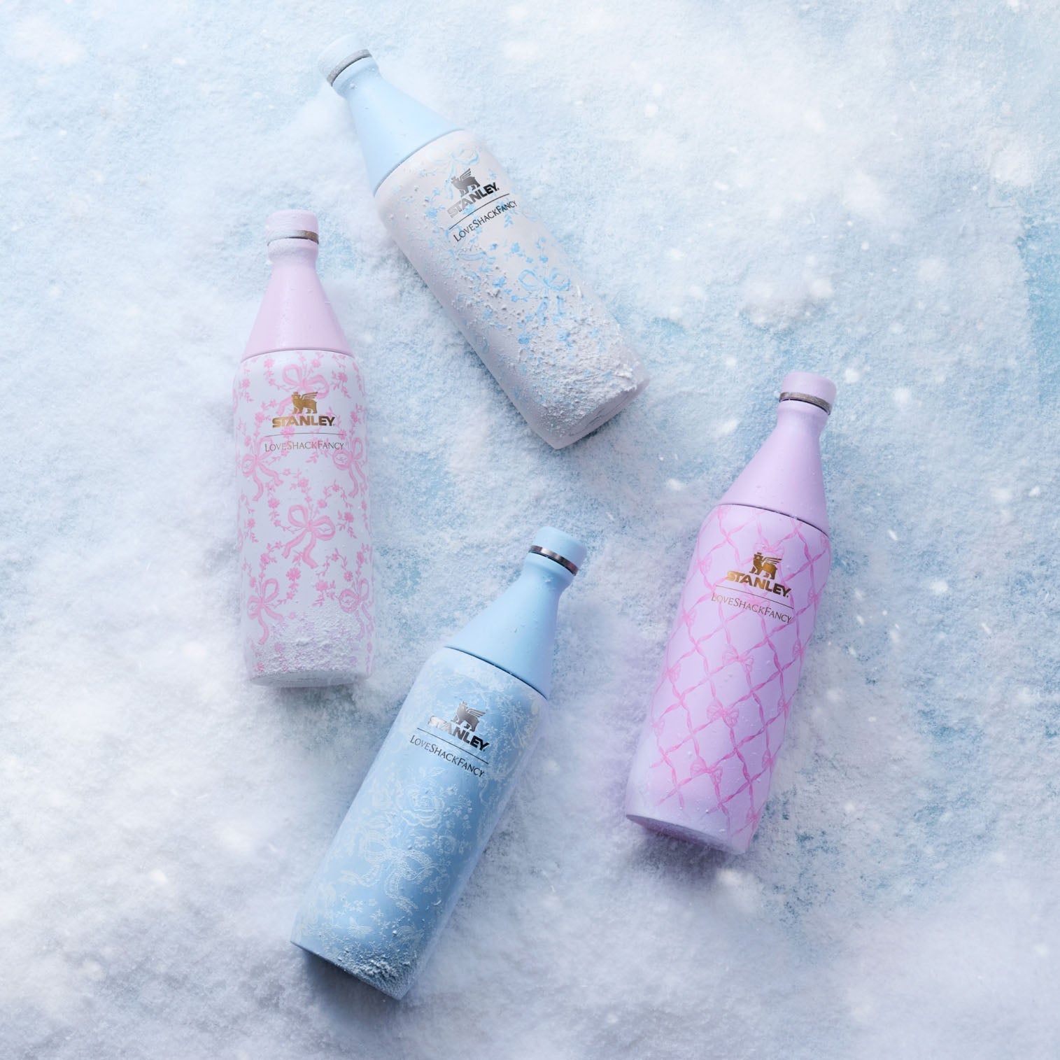 Stanley 1913 x LoveShackFancy Holiday All Day Slim Bottle | 34 OZ